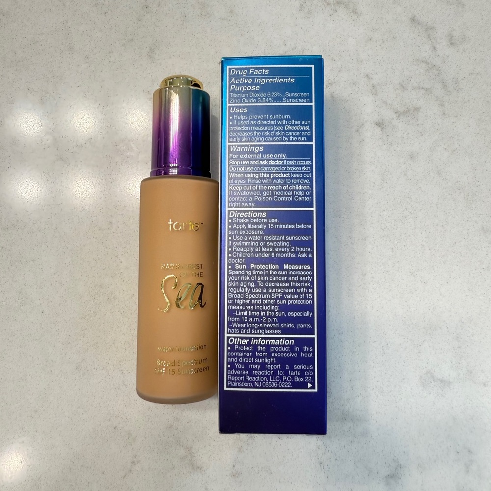 Tarte Foundation Rainforest of the Sea light-medium honey NWT - Picture 2 of 3